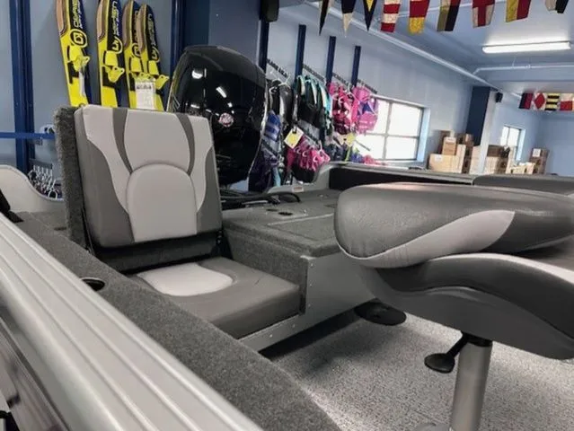 Slide: The Image of Starcraft Delta 178FXS 2026 - 6