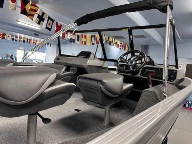 Slide: The Image of Starcraft Delta 178FXS 2026 - 9