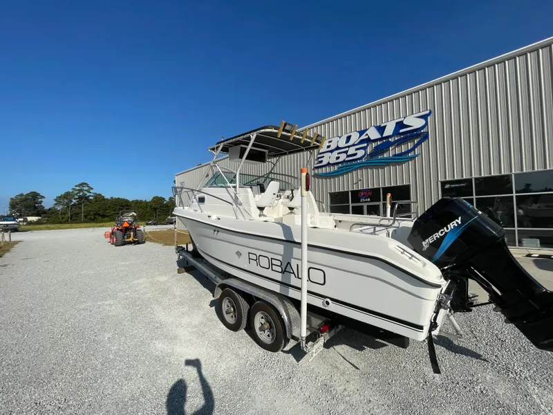 Slide: The Image of Robalo 2240 Walkaround 2000 - 2