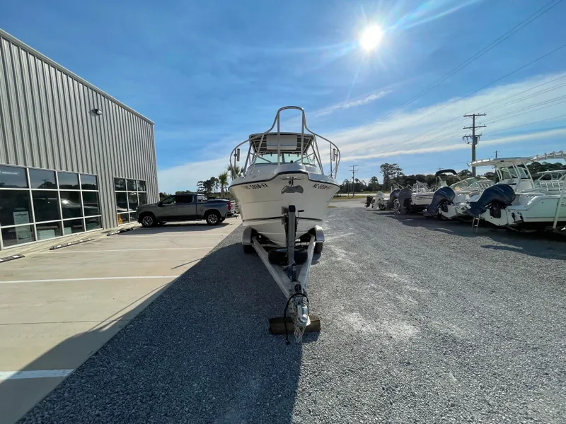 Slide: The Image of Robalo 2240 Walkaround 2000 - 9