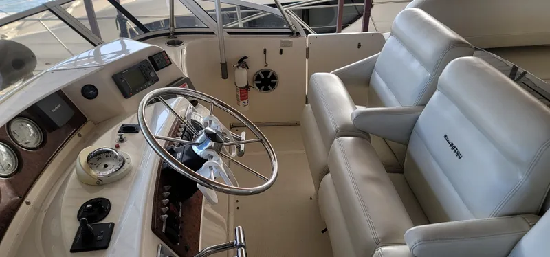 Slide: The Image of Silverton 43MY 2002 - 10