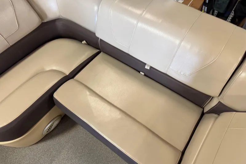 Slide: The Image of 2018 Sun Tracker SportFish 22 XP3 beige and brown boat seating. - 12