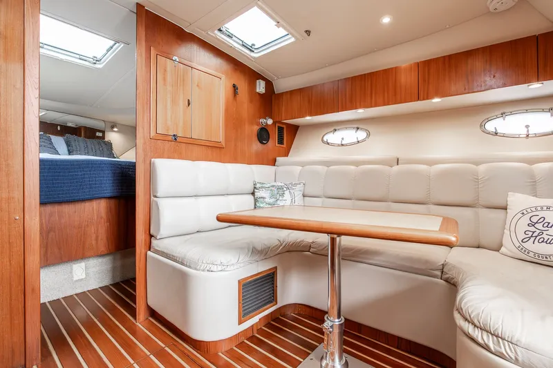 Slide: The Image of Tiara 3500 Open 2002 - 29