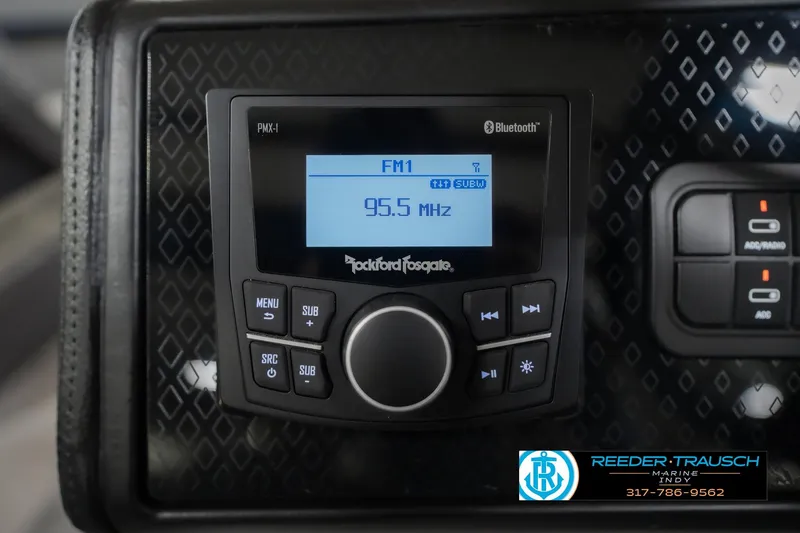 Slide: The Image of Rockford Fosgate PMX-1 stereo system in 2026 Bennington 22 MSB boat dashboard. - 37