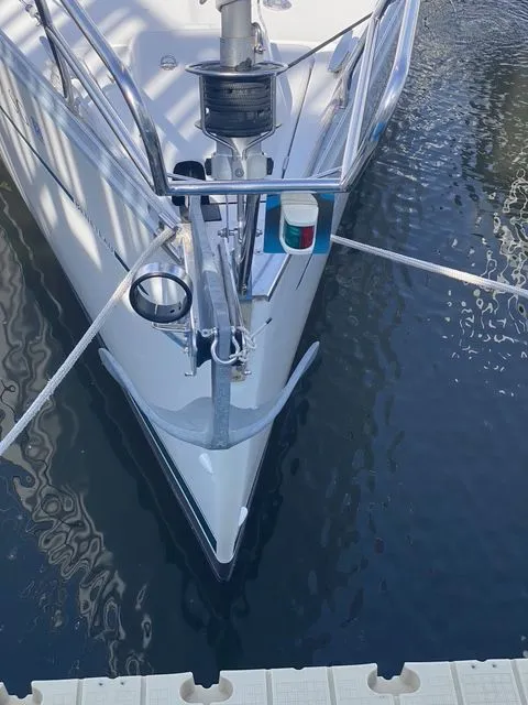 Slide: The Image of Beneteau 393 2002 - 13