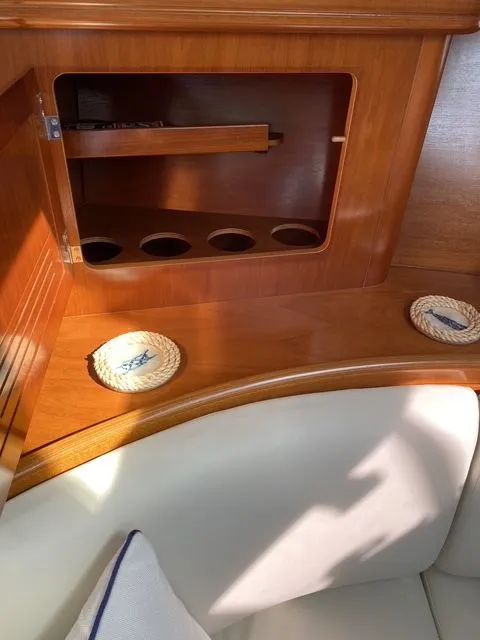 Slide: The Image of Beneteau 393 2002 - 25