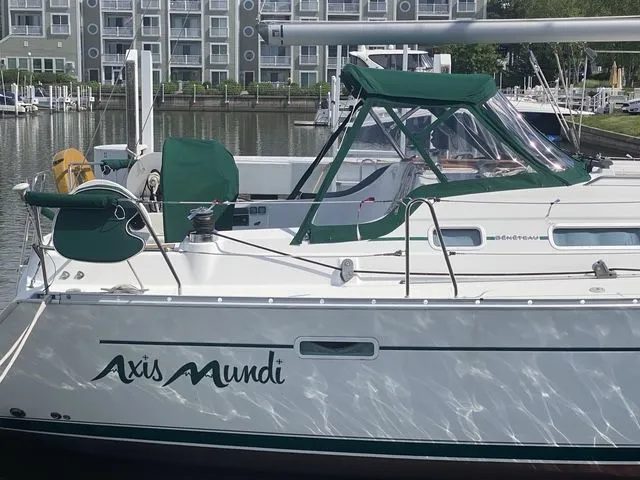 Slide: The Image of Beneteau 393 2002 - 3