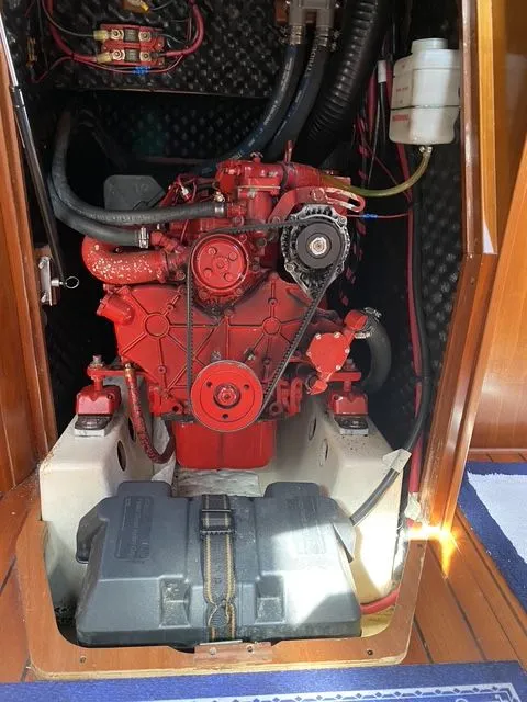 Slide: The Image of Beneteau 393 2002 - 44