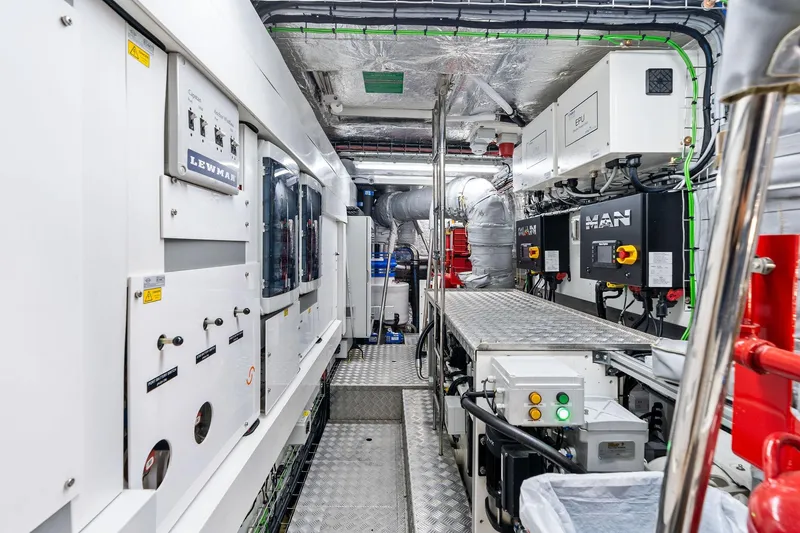 Slide: The Image of Engine room of 2024 Sunseeker 90 Ocean yacht, featuring advanced machinery and equipment. - 75