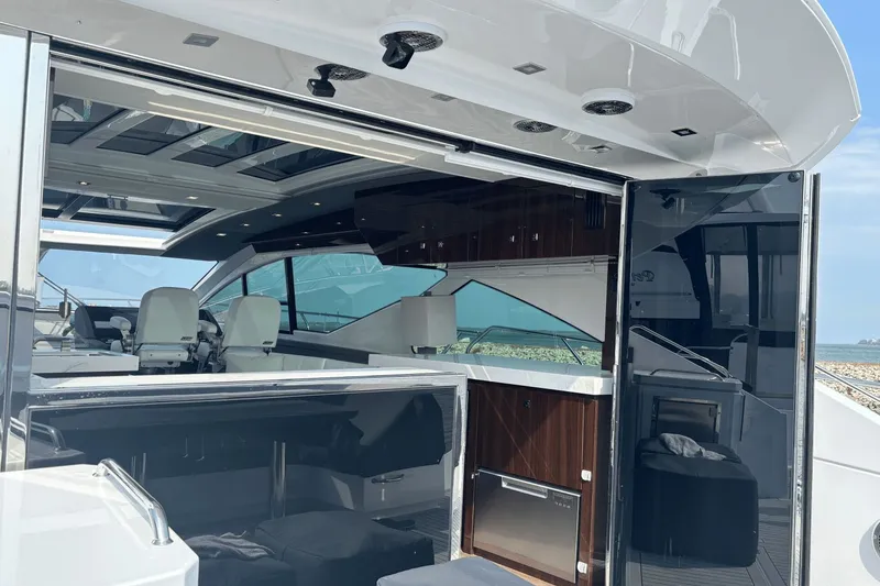 Slide: The Image of Cruisers 60 Cantius 2024 - 10