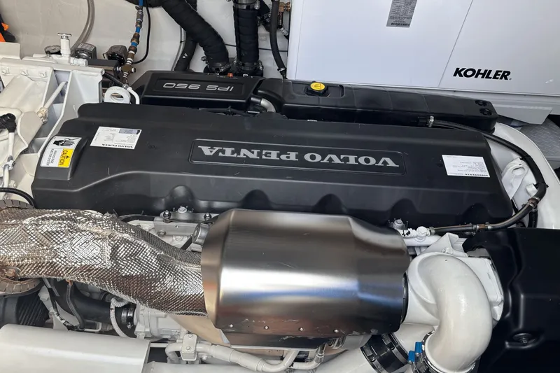 Slide: The Image of Cruisers 60 Cantius 2024 - 65