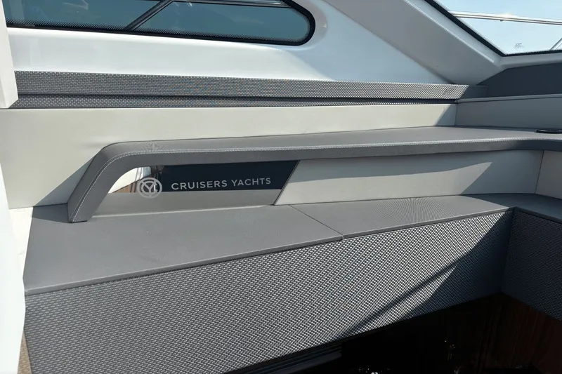 Slide: The Image of Cruisers Yachts 60 Cantius 2024 - 29
