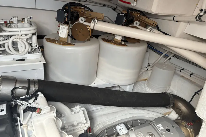 Slide: The Image of Cruisers Yachts 60 Cantius 2024 - 69