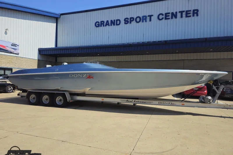 Slide: The Image of Donzi 35 ZR 2007 - 17