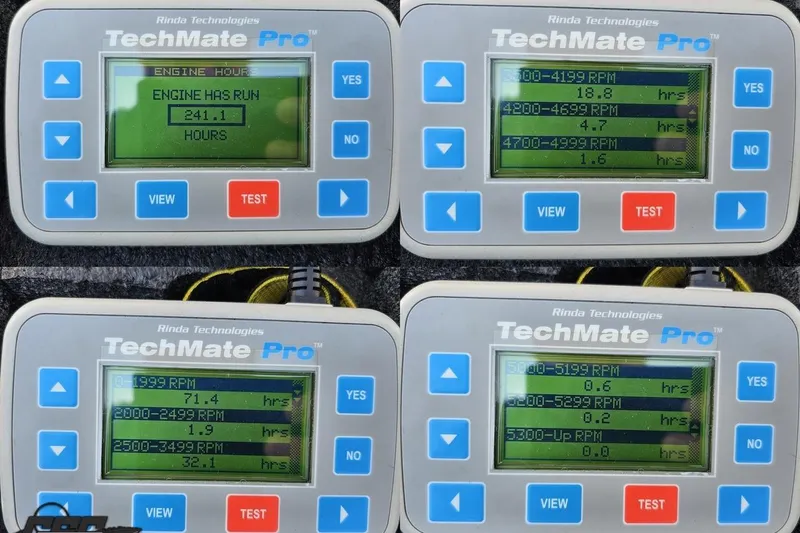 Slide: The Image of TechMate Pro displays engine hours and RPM data for 2007 Donzi 35 ZR. - 88
