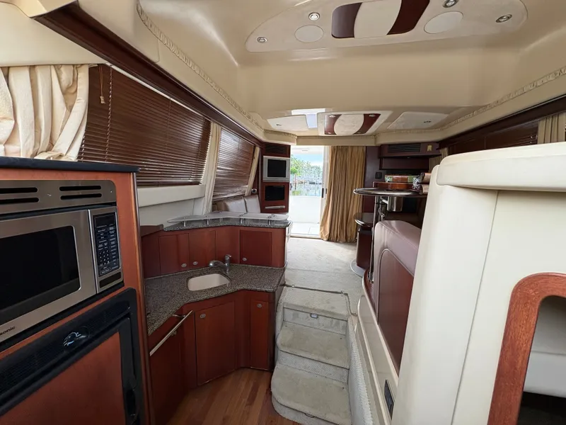 Slide: The Image of Sea Ray 420 Sedan Bridge 2005 - 12