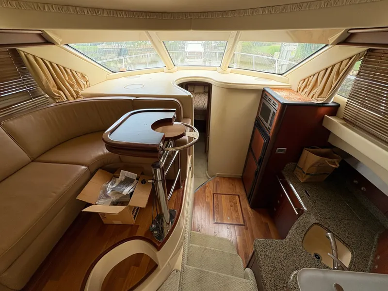 Slide: The Image of Sea Ray 420 Sedan Bridge 2005 - 13