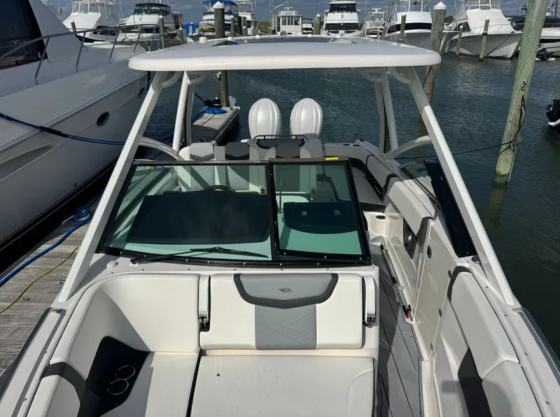 Slide: The Image of Chaparral 280 OSX 2025 - 5