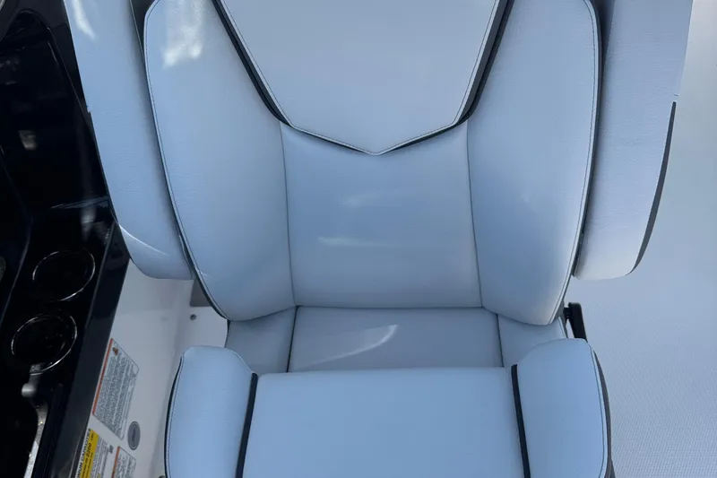 Slide: The Image of 2025 Yamaha Boats AR250 seat with sleek, modern design and comfortable padding. - 20