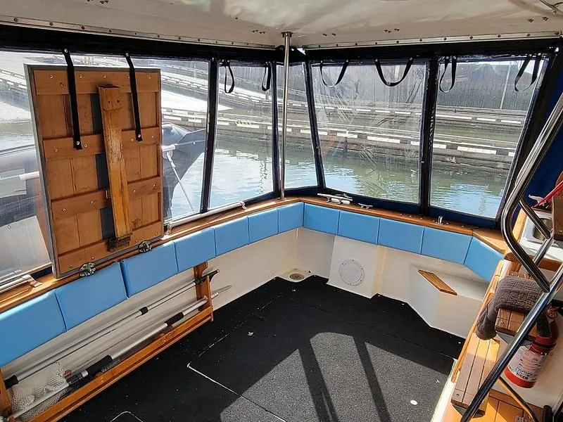 Slide: The Image of Bayliner 3288 Motoryacht 1989 - 15