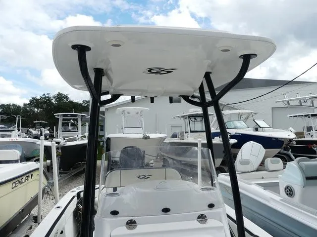 Slide: The Image of Glasstream 240 CCX 2022 - 14