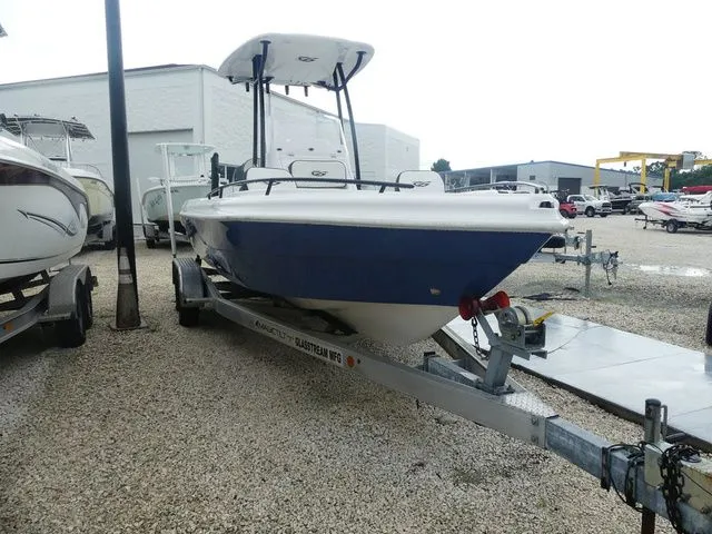 Slide: The Image of Glasstream 240 CCX 2022 - 2