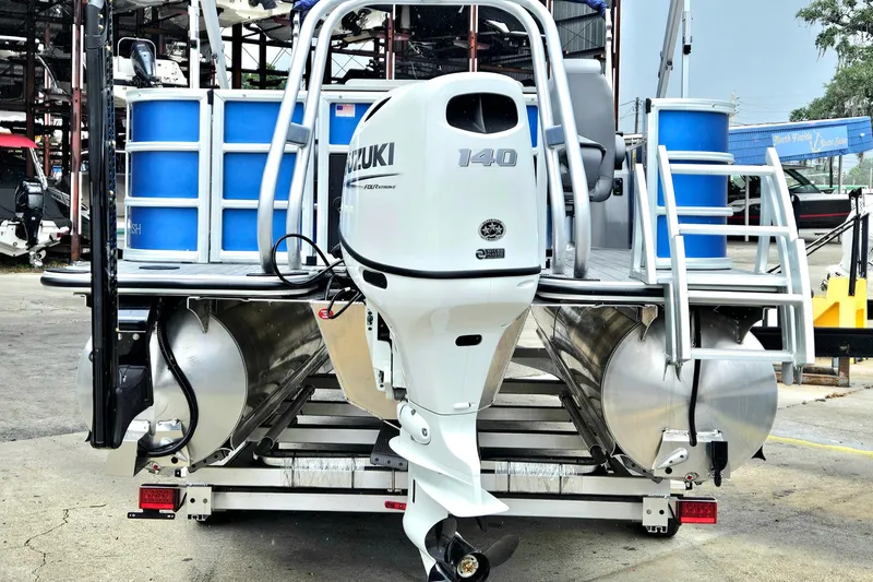 Slide: The Image of 2026 Bentley Pontoons 203 Fish-N-Cruise with Suzuki 140 outboard motor, rear view. - 6