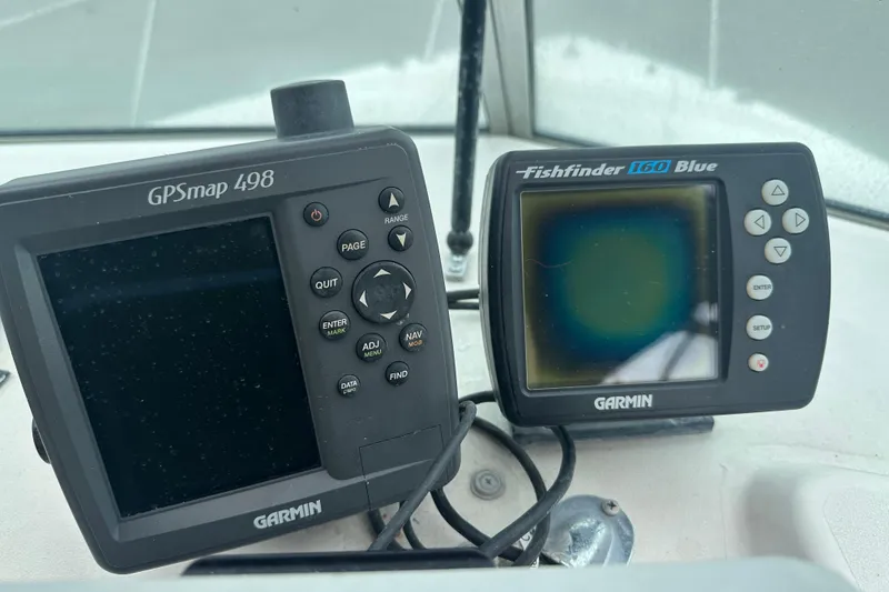 Slide: The Image of Garmin GPSmap 498 and Fishfinder 160 Blue on 1987 Grady-White Gulfstream 232 boat. - 36