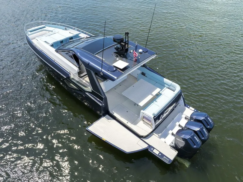 Slide: The Image of 2025 Azimut Verve 48 - Image 13 - 13