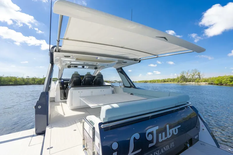 Slide: The Image of 2025 Azimut Verve 48 - Image 19 - 19