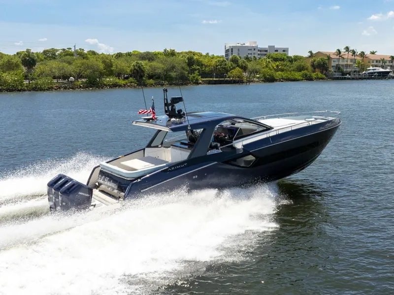 Slide: The Image of 2025 Azimut Verve 48 - Image 3 - 3