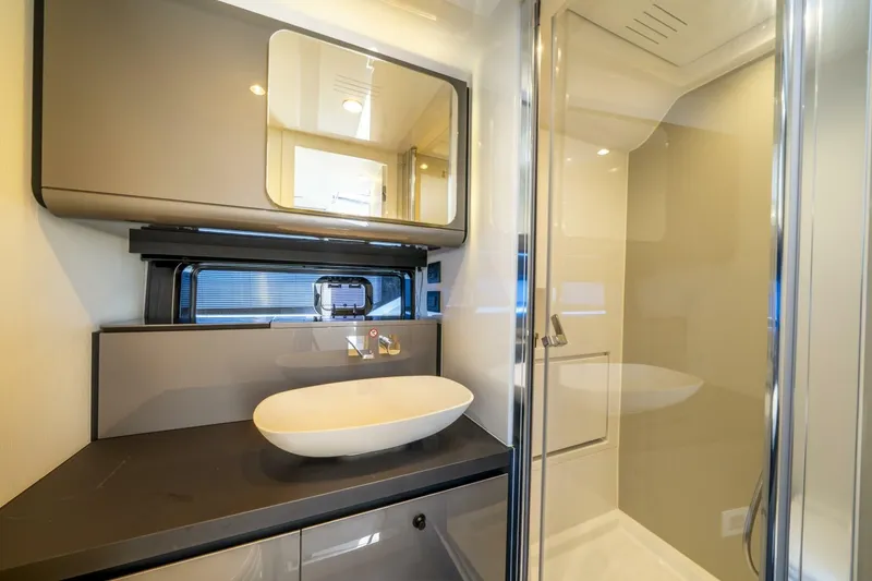 Slide: The Image of 2025 Azimut Verve 48 - Image 44 - 44