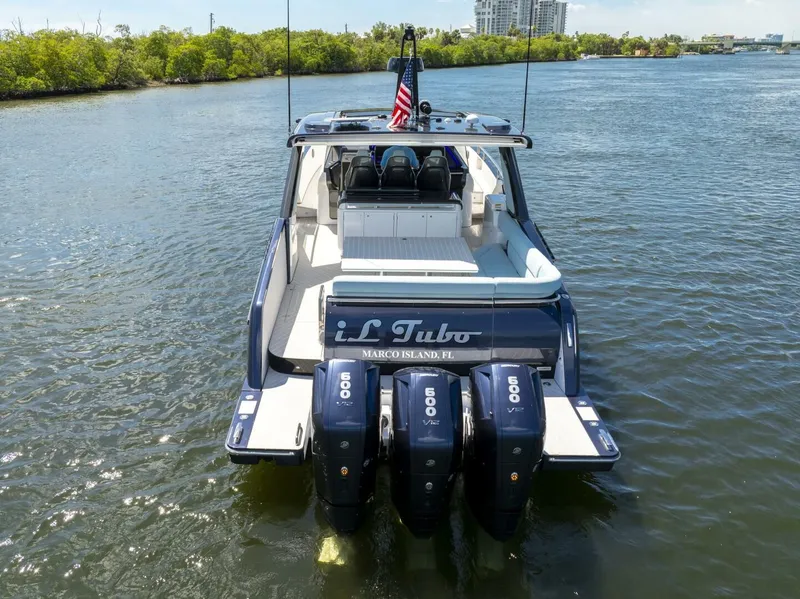 Slide: The Image of 2025 Azimut Verve 48 - Image 6 - 6