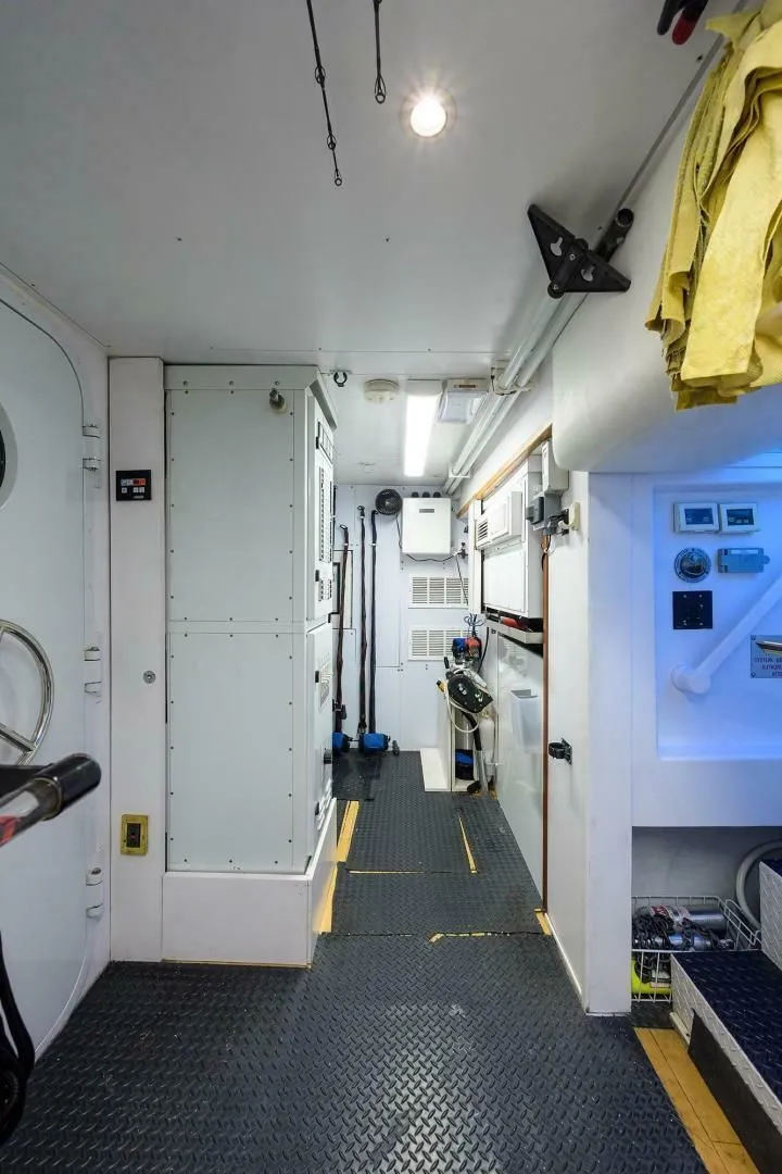 Slide: The Image of 2003 Westship Sportfish - Image 103 - 103