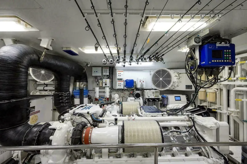 Slide: The Image of 2003 Westship Sportfish - Image 121 - 121