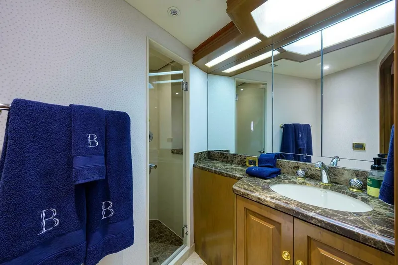 Slide: The Image of 2003 Westship Sportfish - Image 83 - 83