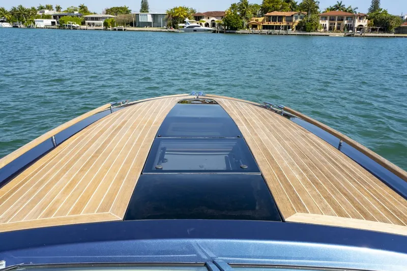 Slide: The Image of 2020 Chris-craft Corsair 34 - Image 50 - 50