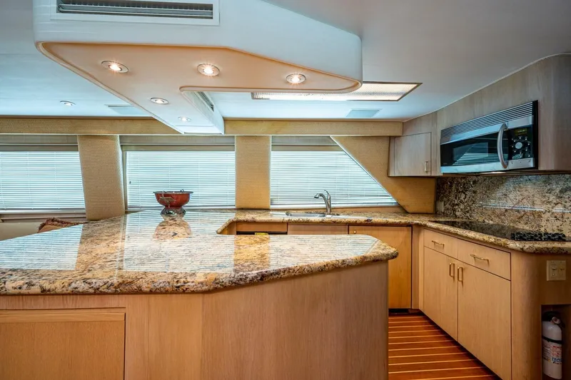 Slide: The Image of 1997 Hatteras 65 Convertible - Image 24 - 24