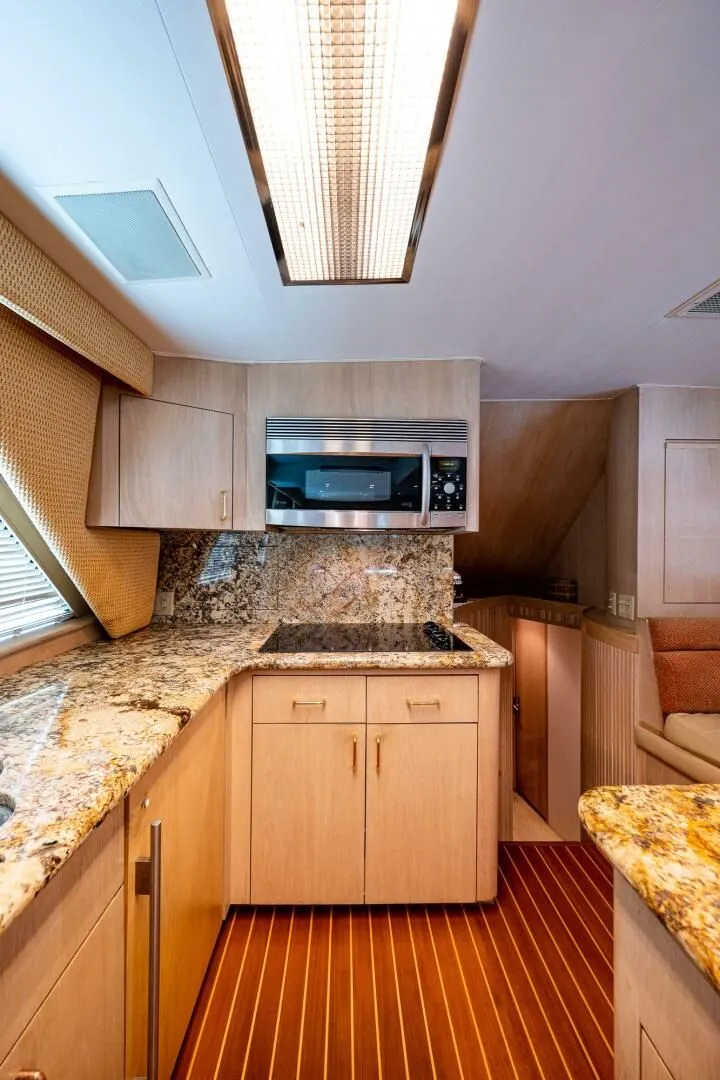 Slide: The Image of 1997 Hatteras 65 Convertible - Image 27 - 27