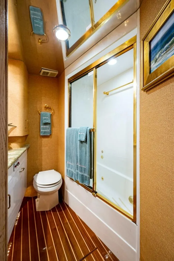 Slide: The Image of 1997 Hatteras 65 Convertible - Image 36 - 36