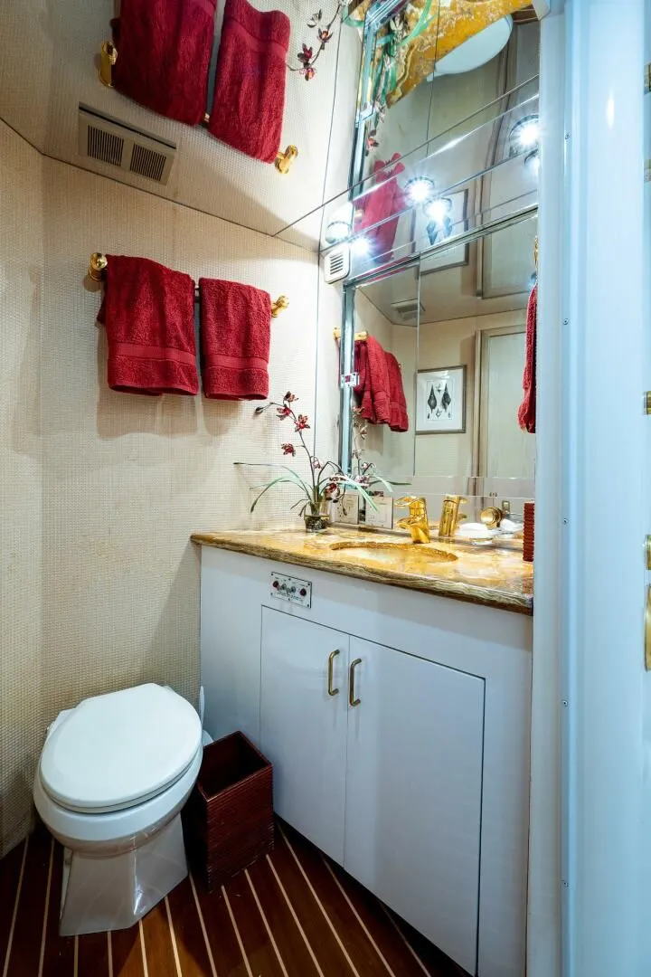 Slide: The Image of 1997 Hatteras 65 Convertible - Image 41 - 41