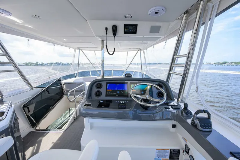 Slide: The Image of 2024 Riviera 46 Sports Motor Yacht - Image 43 - 43