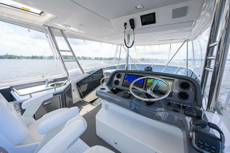 Slide: The Image of 2024 Riviera 46 Sports Motor Yacht - Image 44 - 44