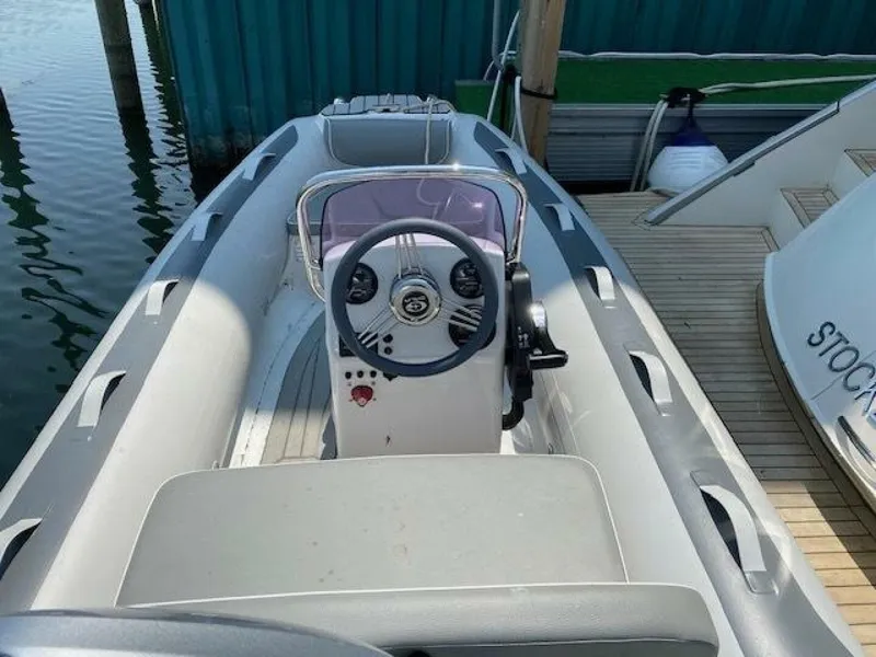 Slide: The Image of 2014 Marquis 63 Sport Yacht - Image 11 - 11