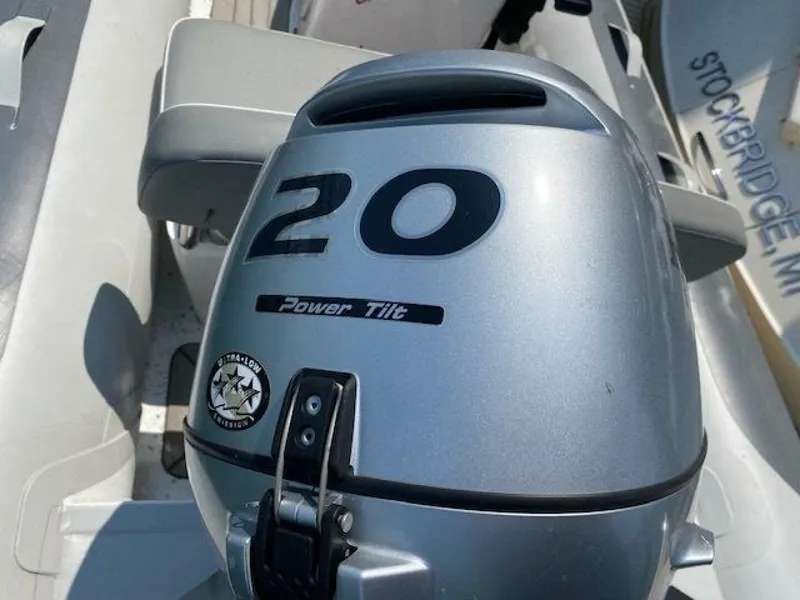 Slide: The Image of 2014 Marquis 63 Sport Yacht - Image 13 - 13