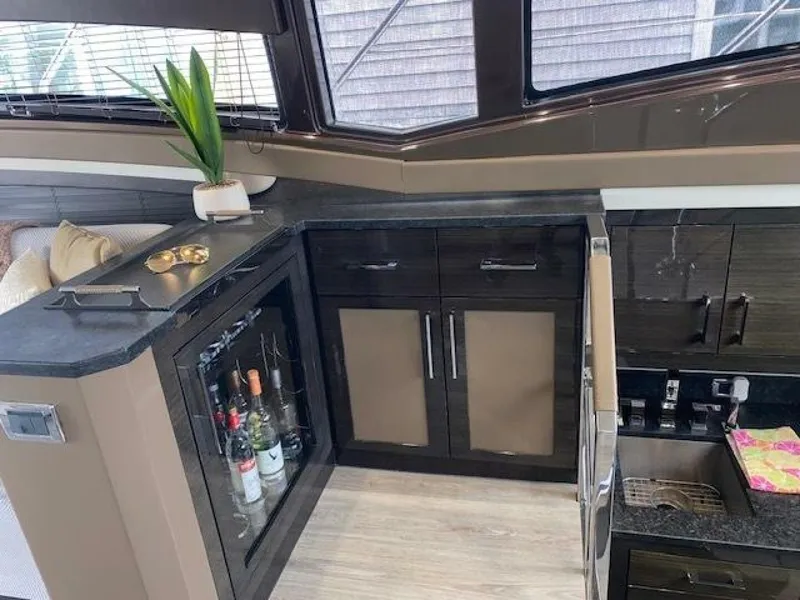 Slide: The Image of 2014 Marquis 63 Sport Yacht - Image 28 - 28