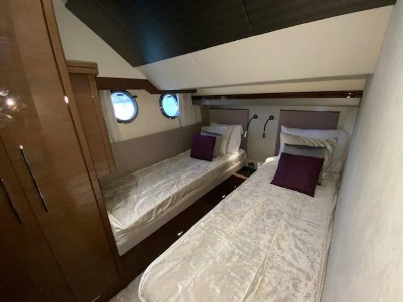 Slide: The Image of 2014 Marquis 63 Sport Yacht - Image 42 - 42