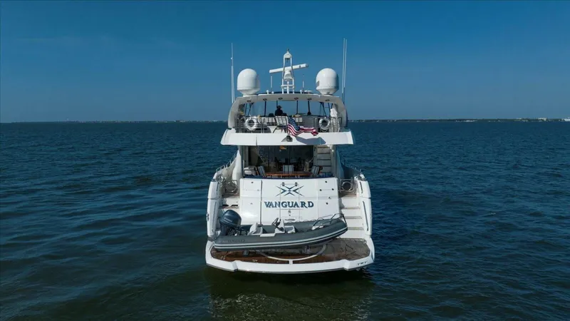 Slide: The Image of 2005 Sunseeker 82 Yacht - Image 4 - 4