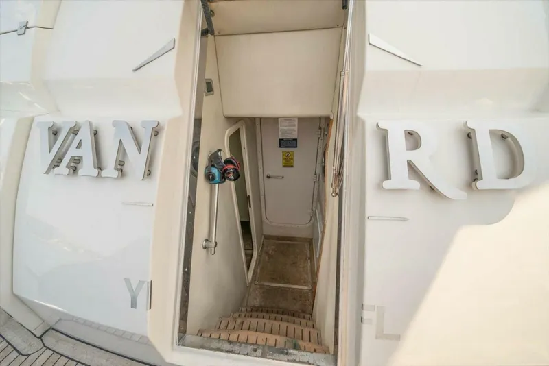 Slide: The Image of 2005 Sunseeker 82 Yacht - Image 58 - 58