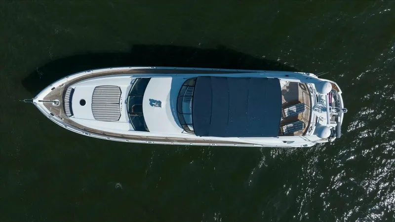 Slide: The Image of 2005 Sunseeker 82 Yacht - Image 6 - 6